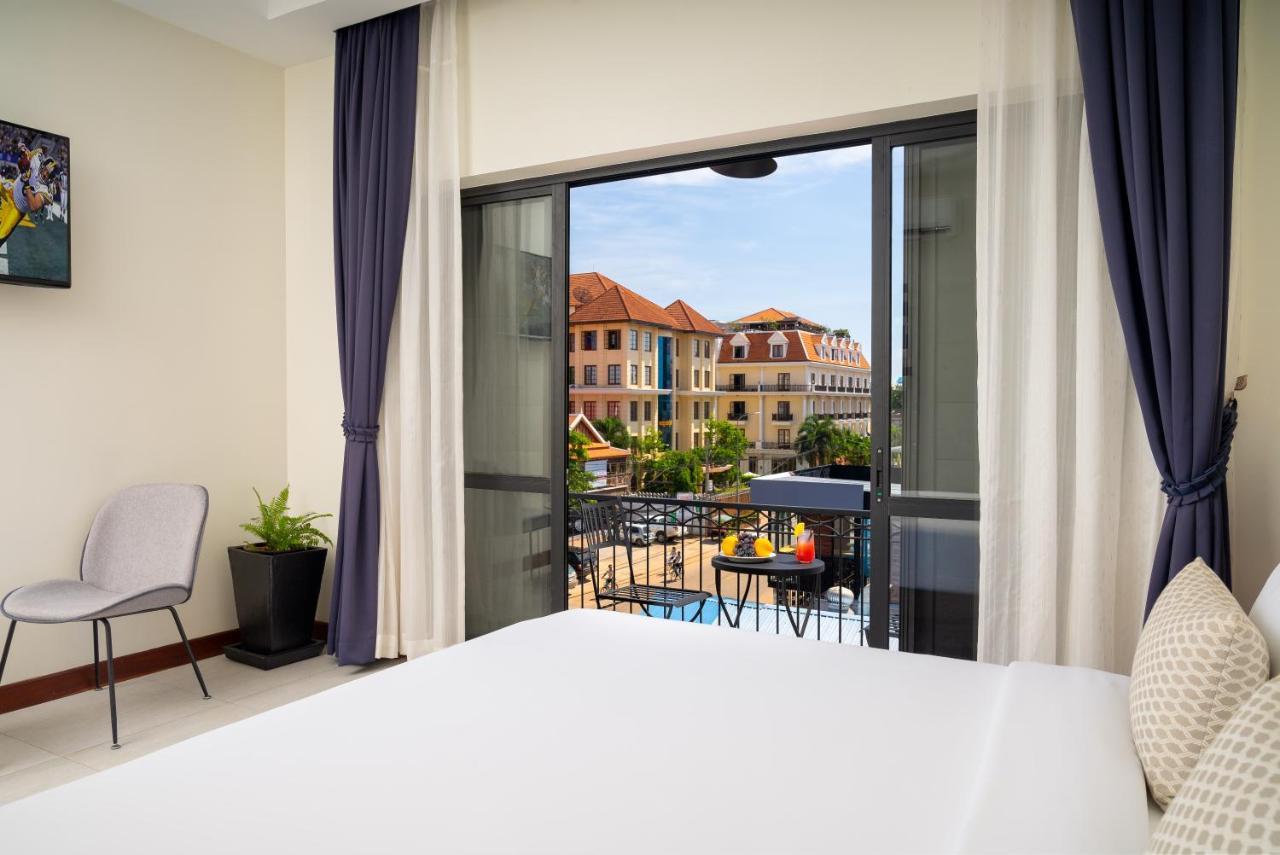 Blanc Smith Hotel 4*