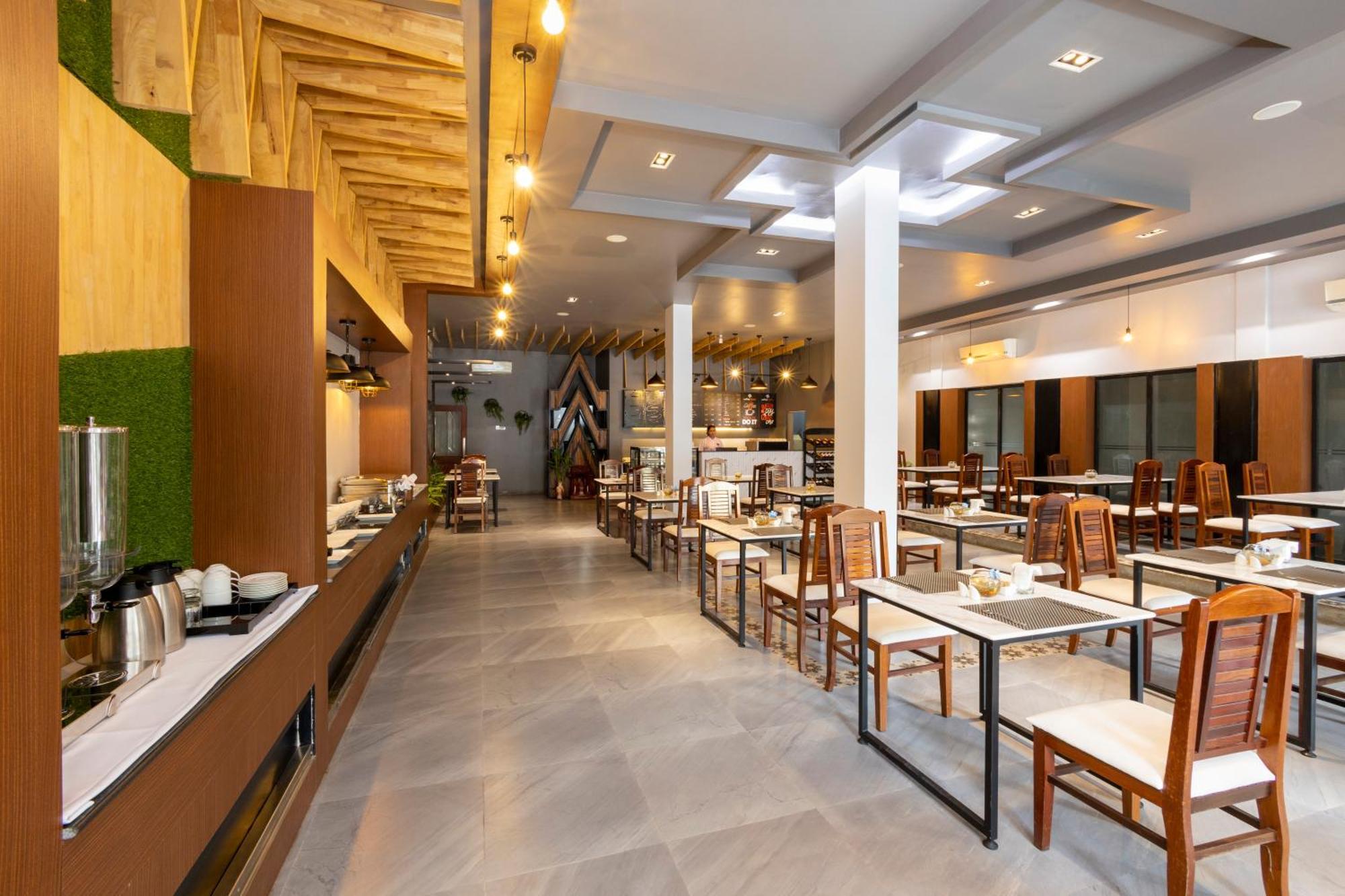 Blanc Smith Siem Reap