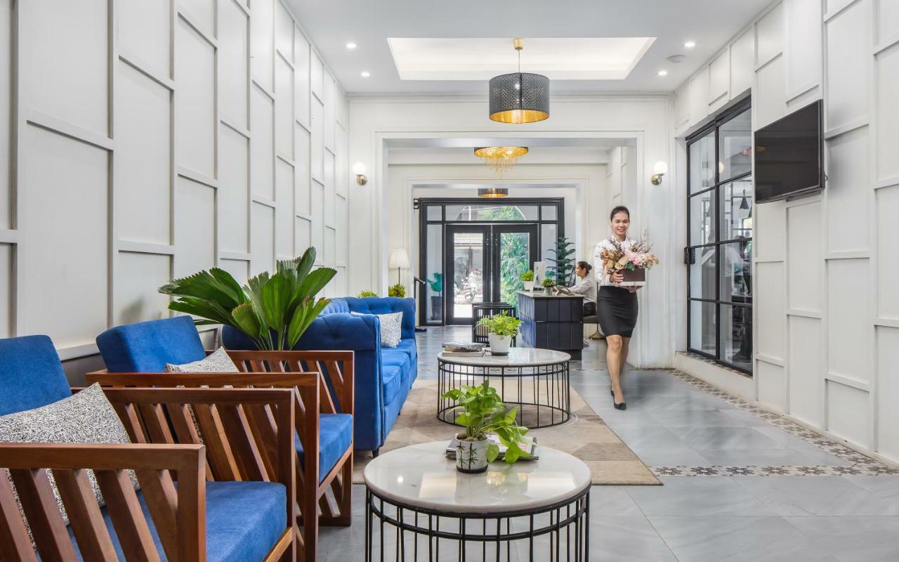 Blanc Smith Hotel